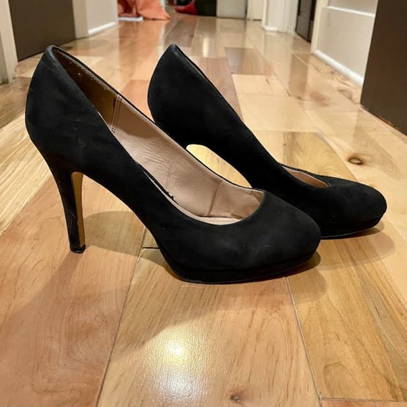 H&M Shoes - H&M Black Suede Heels: Size 8.5